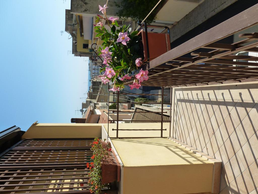 Villa Casa Zafarani à Marina di Ragusa Extérieur photo